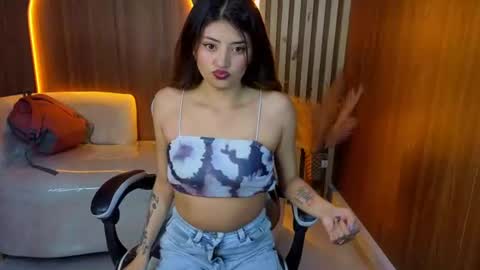 Snapshot of lia_queen_tx chatting on July 5, 12:56 pm Online 1400 - 2100 online show from July 5, 12:56 pm