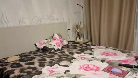 lia_reyn online show from February 15, 2:19 am