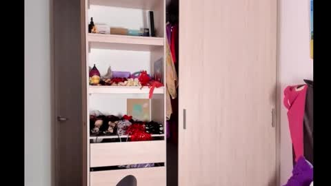 lia_rip01 online show from November 29, 4:26 am