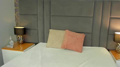   online show from February 24, 11:52 am