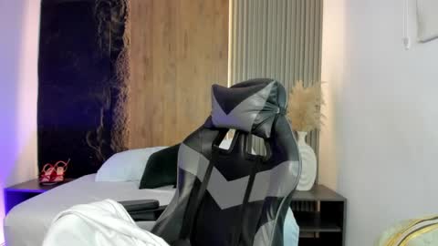 Snapshot of lia_sexx19 chatting on June 5, 3:24 am Lia online show from June 5, 3:24 am
