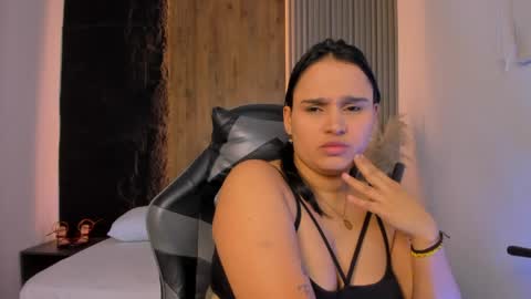 Snapshot of lia_sexx19 chatting on June 10, 2:12 am Lia online show from June 10, 2:12 am