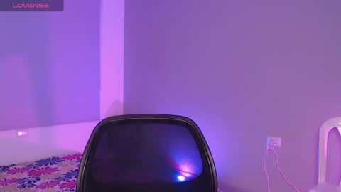   lia  online show from October 22, 3:51 am