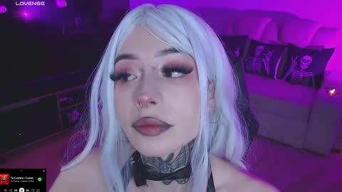 Snapshot of liaa_rodriguezz chatting on February 7, 7:38 pm Liaa  online show from February 7, 7:38 pm