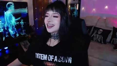 Liaa  online show from January 9, 2:25 am