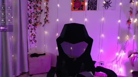 Liaa  online show from July 3, 12:06 am