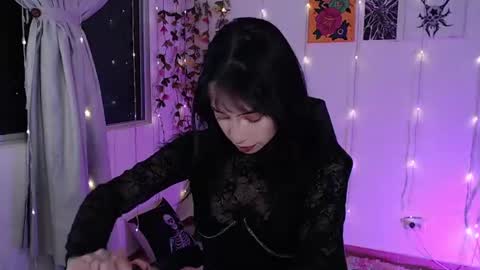 Liaa  online show from July 8, 12:04 am
