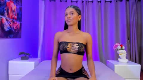 Snapshot of liaa_taylor1 chatting on January 13, 3:34 am Lia online show from January 13, 3:34 am