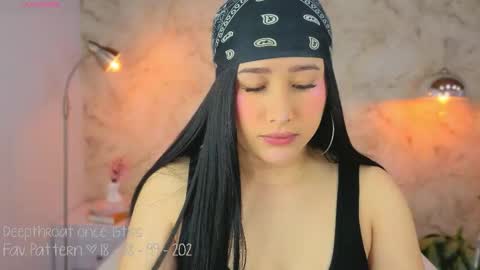 Lia Cox online show from December 18, 3:01 am