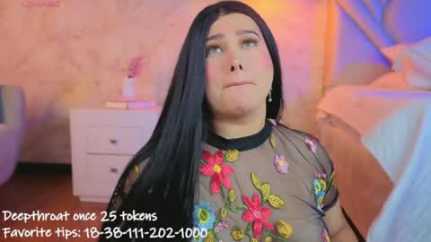 Snapshot of liacox chatting on June 4, 9:32 pm Lia Cox online show from June 4, 9:32 pm