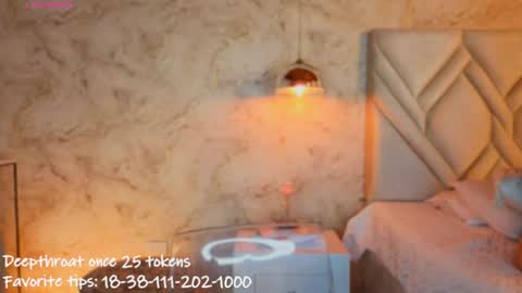 Snapshot of liacox chatting on June 10, 8:41 pm Lia Cox online show from June 10, 8:41 pm
