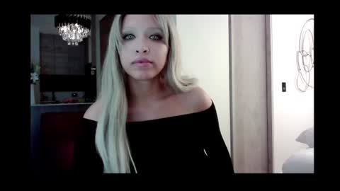 Snapshot of liadivina chatting on August 2, 3:16 am Lia Divina online show from August 2, 3:16 am