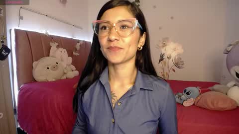 Snapshot of liahdiaz_ chatting on March 19, 3:27 pm liahdiaz_ online show from March 19, 3:27 pm