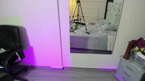 Liah Fontaine online show from December 2, 11:48 am