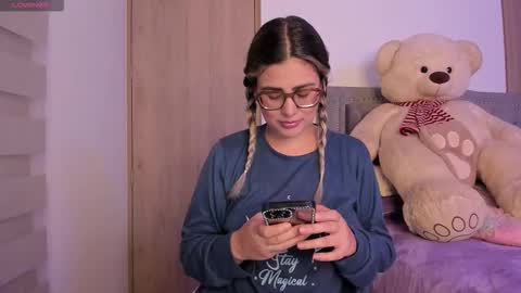 Lia  online show from November 15, 4:21 am