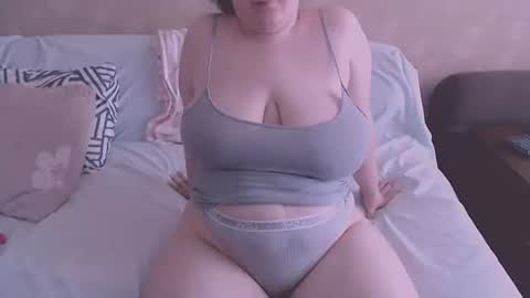 miss Lia  colection for travel online show from June 15, 12:40 pm
