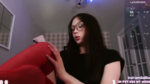 Snapshot of lialilia chatting on January 17, 11:49 am lialilia online show from January 17, 11:49 am