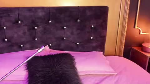 Lia lovet online show from July 21, 7:49 pm