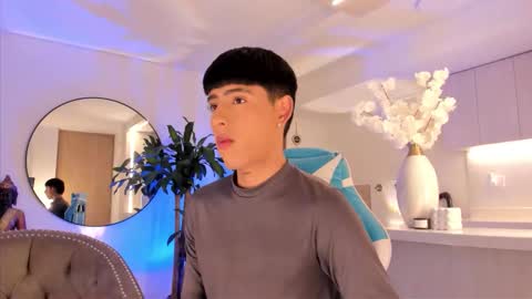 Liam online show from February 28, 6:47 am