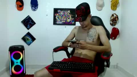 Andres online show from March 1, 10:56 pm