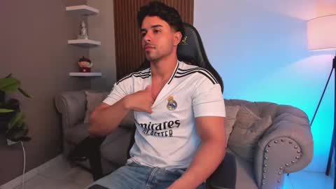 Liam Collins online show from March 4, 11:38 am