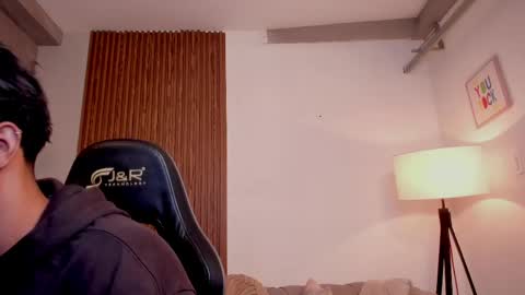 Liam Collins online show from April 27, 12:03 pm