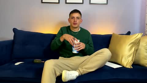 Liam online show from January 13, 1:17 pm