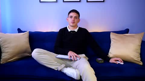 Liam online show from January 17, 6:23 pm