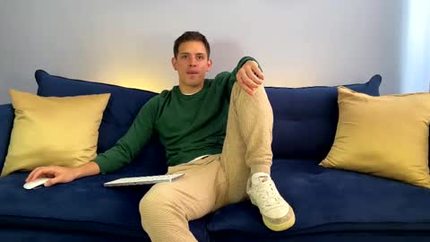 Liam online show from February 12, 2:43 pm