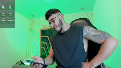 LIAM KLEIN online show from November 26, 11:11 am