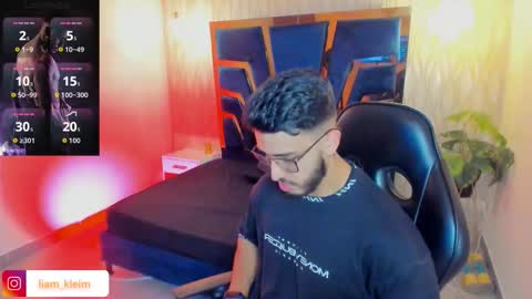 LIAM KLEIN online show from January 10, 11:34 am