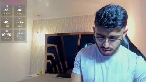 LIAM KLEIN online show from March 3, 11:16 am