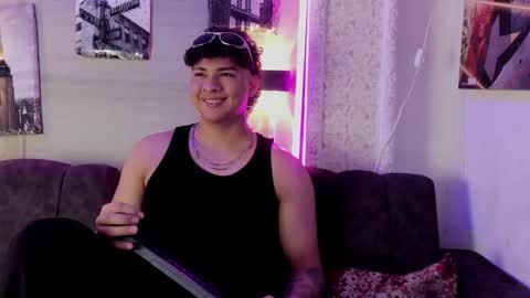 Snapshot of liam_percy7 chatting on November 12, 1:00 pm liam online show from November 12, 1:00 pm