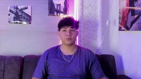 Snapshot of liam_percy7 chatting on November 16, 12:33 pm liam online show from November 16, 12:33 pm