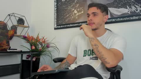 Liam online show from January 25, 1:08 pm