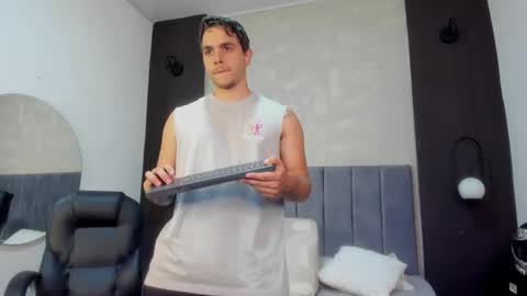 Liam online show from March 6, 9:20 pm