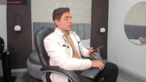 Liam online show from March 8, 4:45 am