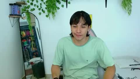 Snapshot of liam_xul chatting on September 26, 6:23 pm liamxul online show from September 26, 6:23 pm