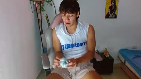 liamxul online show from October 29, 8:32 pm