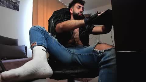 Liam online show from March 12, 8:09 am