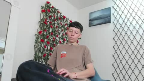 Snapshot of liambrown09 chatting on July 6, 8:11 pm Liam online show from July 6, 8:11 pm