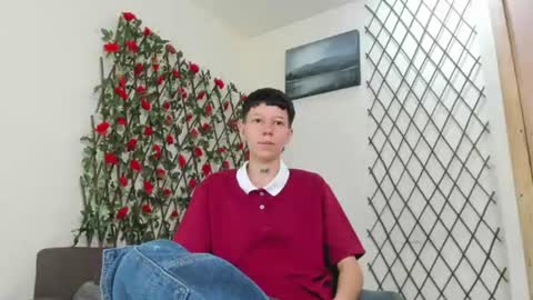 Snapshot of liambrown09 chatting on July 18, 7:39 pm Liam online show from July 18, 7:39 pm