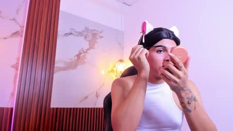 Snapshot of liamcardona chatting on October 14, 3:40 am liamcardona online show from October 14, 3:40 am