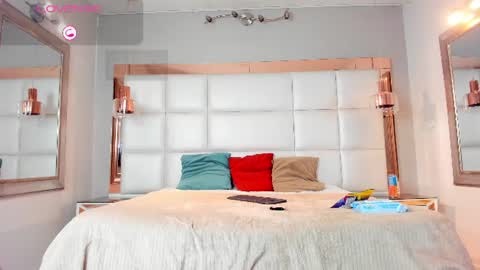 Snapshot of liaml_18_ chatting on July 1, 7:57 pm liaml_18_ online show from July 1, 7:57 pm