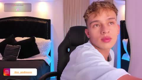 Snapshot of liamwild20 chatting on July 13, 12:13 am liam online show from July 13, 12:13 am