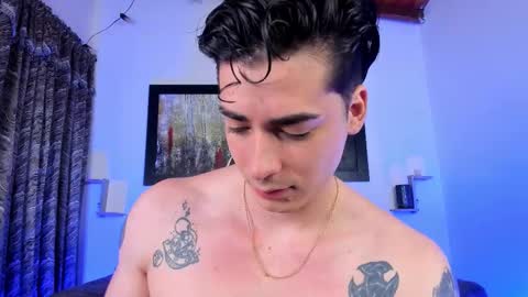 liamwyatt_ online show from October 19, 3:18 am