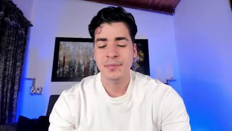 Snapshot of liamwyatt_ chatting on January 19, 3:43 am liamwyatt_ online show from January 19, 3:43 am