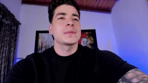 Snapshot of liamwyatt_ chatting on March 7, 4:31 am liamwyatt_ online show from March 7, 4:31 am