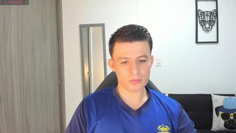 Snapshot of lian_eathan chatting on October 15, 9:15 pm lian_eathan online show from October 15, 9:15 pm