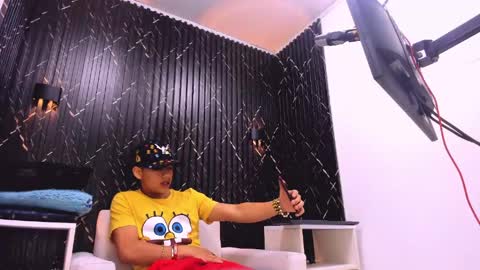 Snapshot of lian_jacob chatting on May 9, 7:30 pm Lian Jacob online show from May 9, 7:30 pm